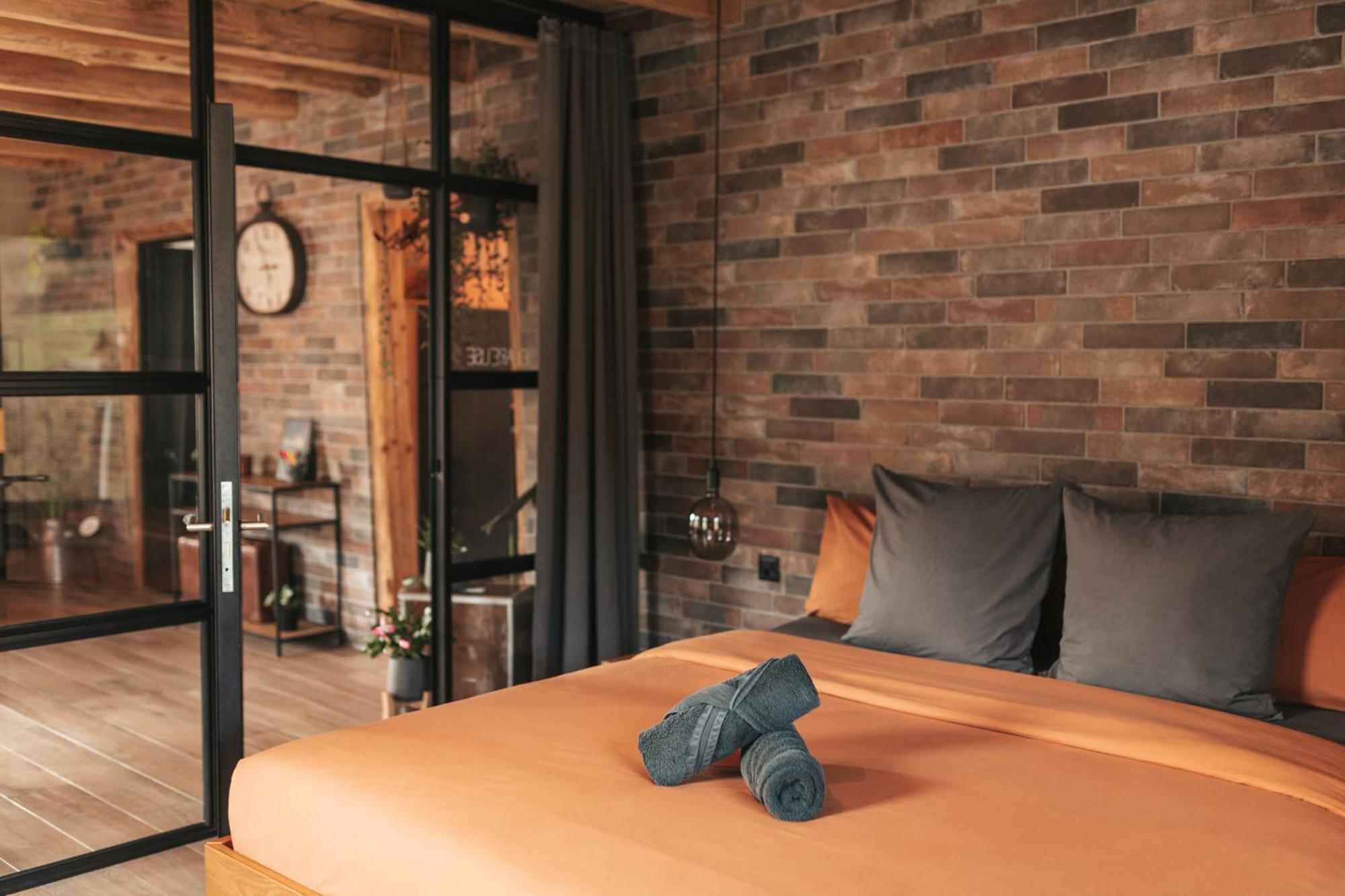 Appartement Thematique: Voyage Industriel Travers Exterior foto